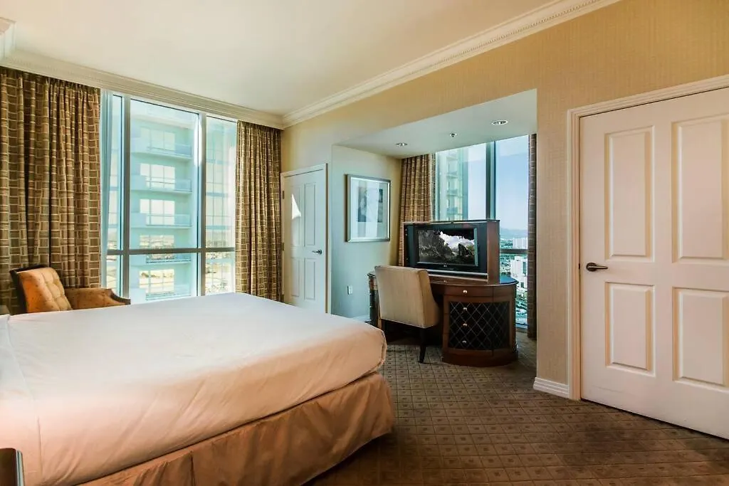 Signature Suites By Voyargo - 1Br Suites W Balcony
